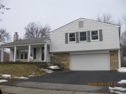1726 Sutton Ln., Schaumburg, IL 60194