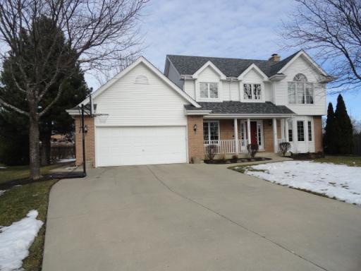 1670 Cumberland Pkwy., Algonquin, IL 60102