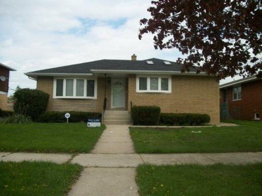 1367 Superior Ave., Calumet City, IL 60409