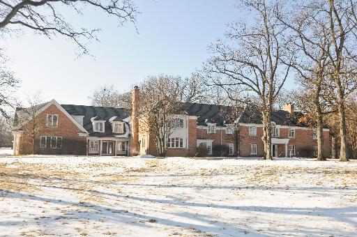90 Hawley Woods Rd., Barrington Hills, IL 60010