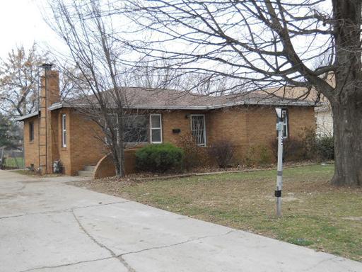 135 W Third St., Streator, IL 61364
