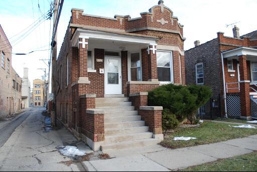 2213 S 58th Ct., Cicero, IL 60804
