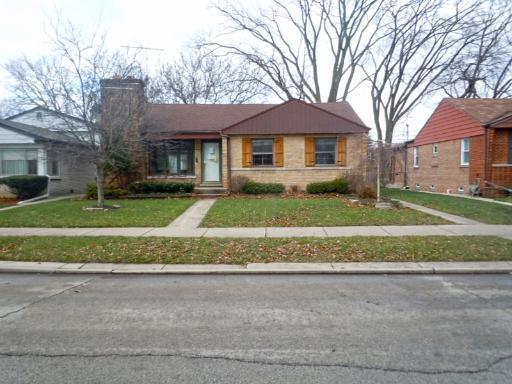 8234 N Harding Ave., Skokie, IL 60076