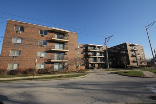 9445 Kenton Ave. #108, Skokie, IL 60076