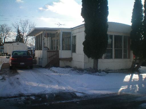 119 Seventh Ave., Bartlett, IL 60103