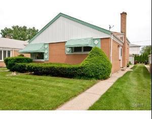8209 East Prairie Rd., Skokie, IL 60076