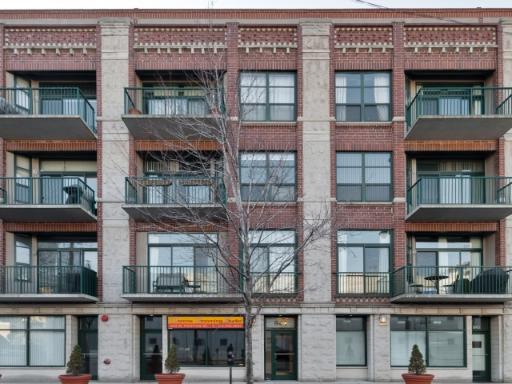 843 W Monroe St. #2B, Chicago, IL 60607