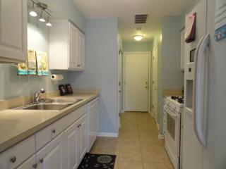 4464 Brookhaven Rd., Gurnee, IL 60031
