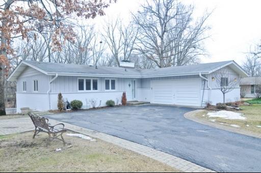 25 Londonderry Ln., Lincolnshire, IL 60069