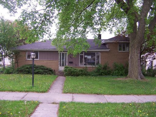 641 N Neva St., Addison, IL 60101