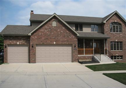 5737 W 97th St., Oak Lawn, IL 60453