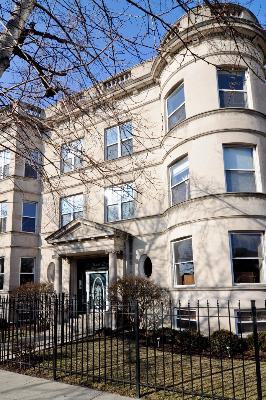 712 W Roscoe St. #2W, Chicago, IL 60657
