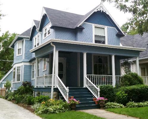 226 S Sixth Ave., La Grange, IL 60525