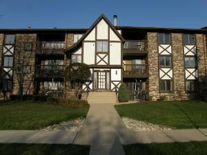 13745 S Lamon Ave. #203, Crestwood, IL 60445
