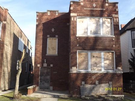 7207 S Perry Ave., Chicago, IL 60619