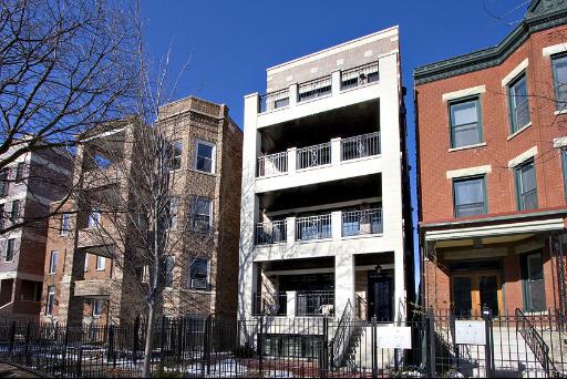862 W Roscoe St. #2, Chicago, IL 60657