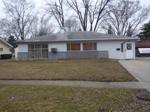 700 Olive St., Hoffman Estates, IL 60169