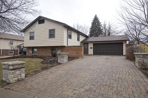 719 S Gates St., Aurora, IL 60505