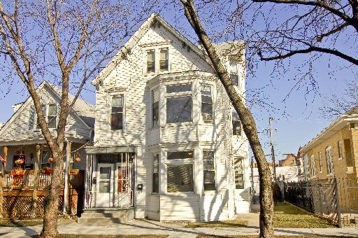 3105 N Sawyer St., Chicago, IL 60618