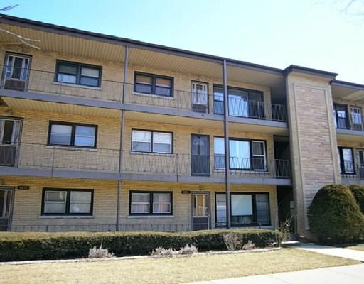 4855 N Harlem Ave. #2, Chicago, IL 60656