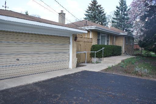 16W700 White Pine Rd., Bensenville, IL 60106