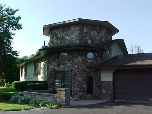 26 Chelmar Dr., Princeton, IL 61356