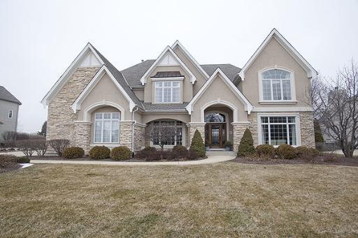 2327 Fawn Lake Cir., Naperville, IL 60564