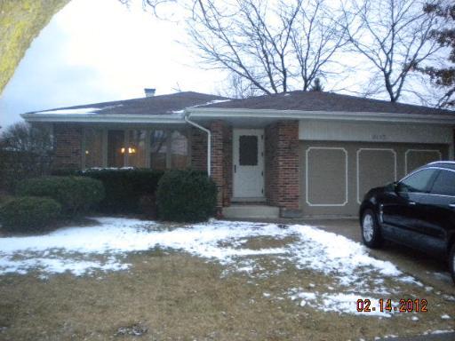 8113 Hillcrest Ln., Tinley Park, IL 60477