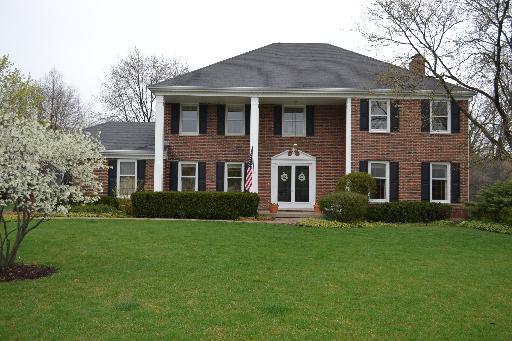 113 Fallstone Dr., Lincolnshire, IL 60069