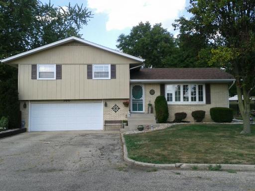 100 Fairview Ct., Walnut, IL 61376