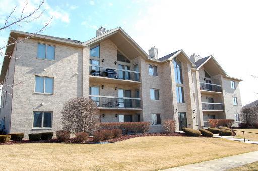 14011 Norwich Ln. #102, Orland Park, IL 60467