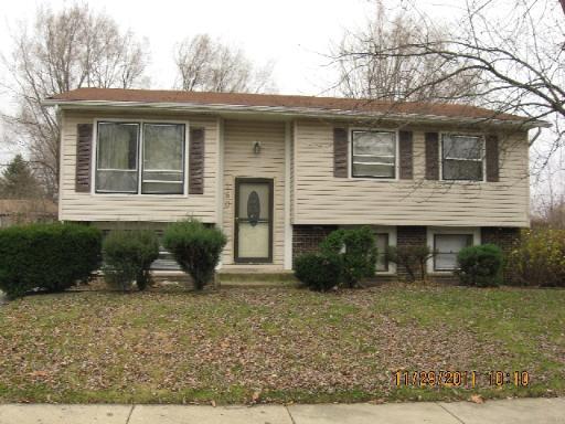160 Blackberry Dr., Bolingbrook, IL 60440