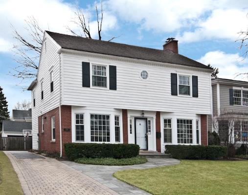2347 Greenwood Ave., Wilmette, IL 60091