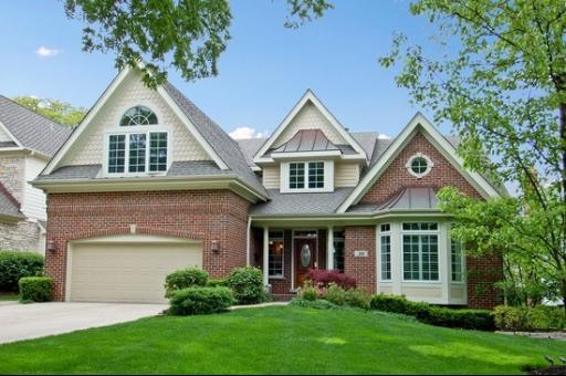 38 Chestnut Ave., Clarendon Hills, IL 60514