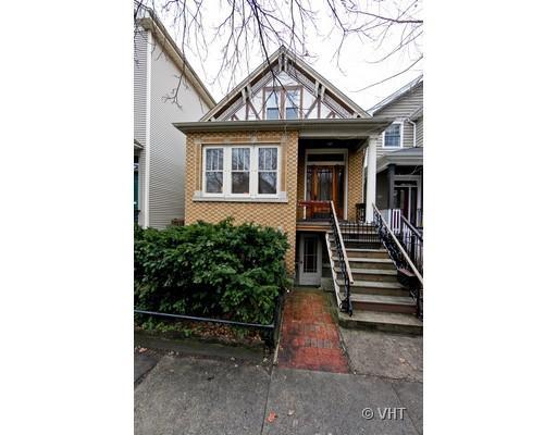 1303 W Nelson St., Chicago, IL 60657