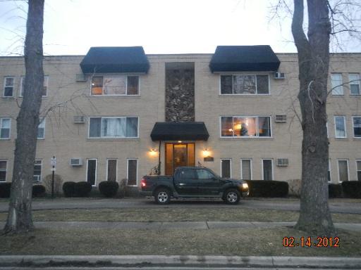 1328 Webford Ave. #205, Des Plaines, IL 60016