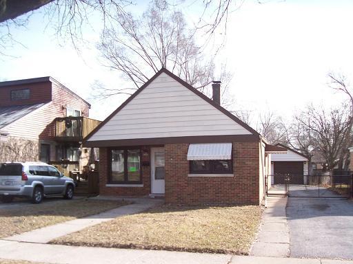 425 51st Ave., Bellwood, IL 60104