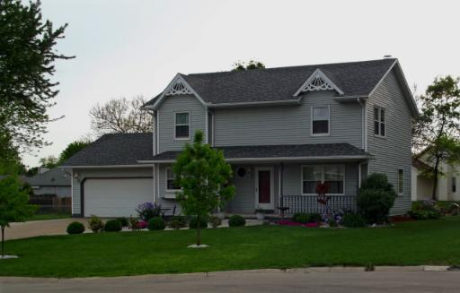 2121 Cottonwood Dr., Ottawa, IL 61350