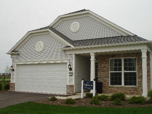 3373 Epstein Cir., Mundelein, IL 60060