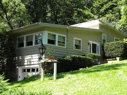 1024 Pioneer Rd., Algonquin, IL 60102