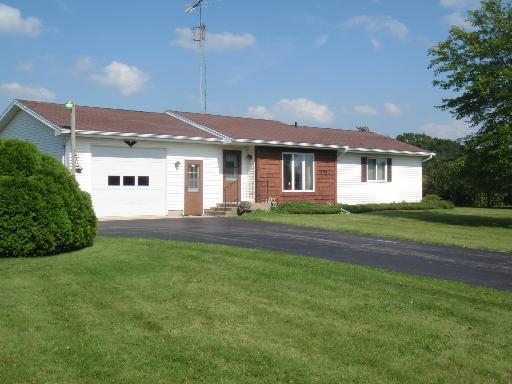 33212 Glidden Rd., Kingston, IL 60145