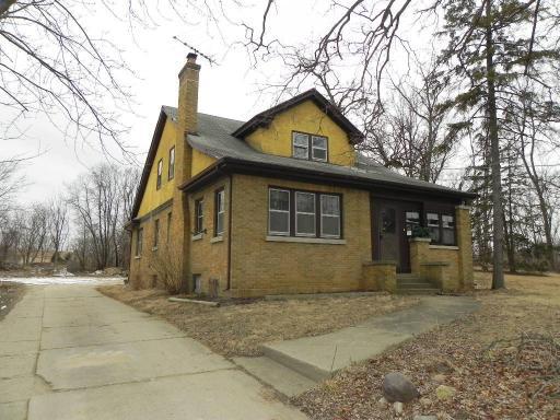 923 Daisyfield Rd., Rockford, IL 61102