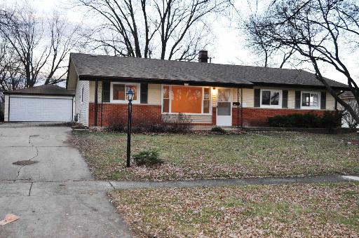 175 Westview St., Hoffman Estates, IL 60194