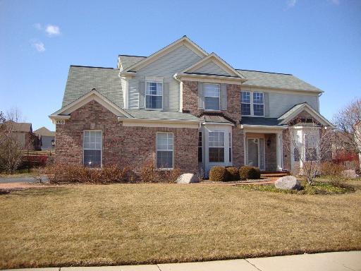 460 Brookside Ave., Algonquin, IL 60102
