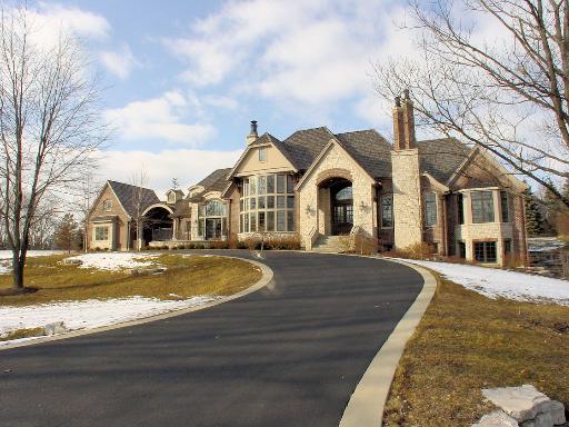 6 Kitson Dr., South Barrington, IL 60010