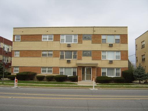 10108 S Pulaski Rd. #1S, Oak Lawn, IL 60453