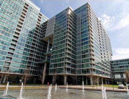9655 Woods Dr. #614, Skokie, IL 60077