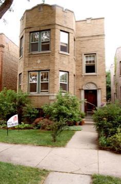 6705 N Campbell St., Chicago, IL 60645