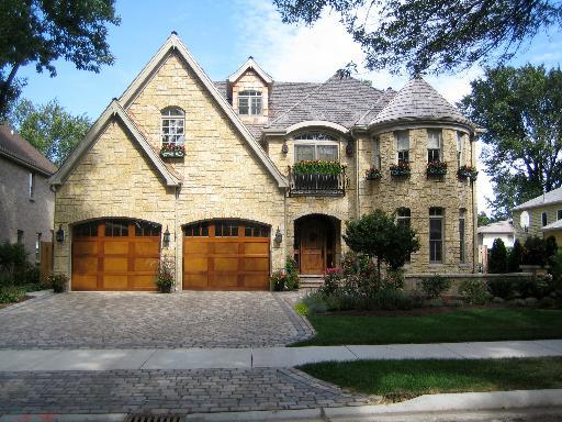 451 S Fairview Ave., Elmhurst, IL 60126