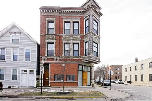 1457 W School St. #3, Chicago, IL 60657
